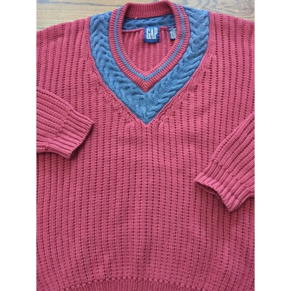 Vintage Gap Men's Sweater XL Red Cable Knit Varsity Stripe V-Neck Old Money Prep